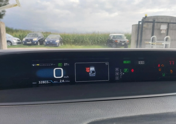Toyota Prius cena 69900 przebieg: 32803, rok produkcji 2018 z Pyskowice małe 137